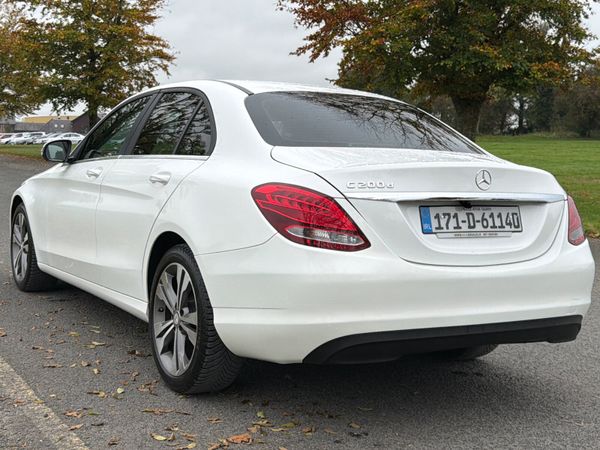 Mercedes-Benz C-Class 2017 369555050