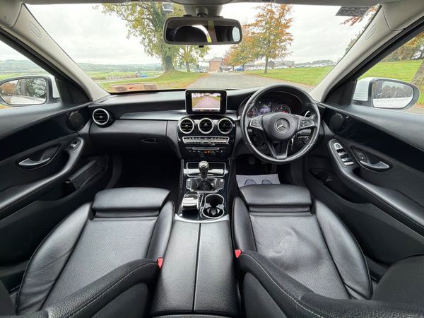 Mercedes-Benz C-Class 2017 369555142