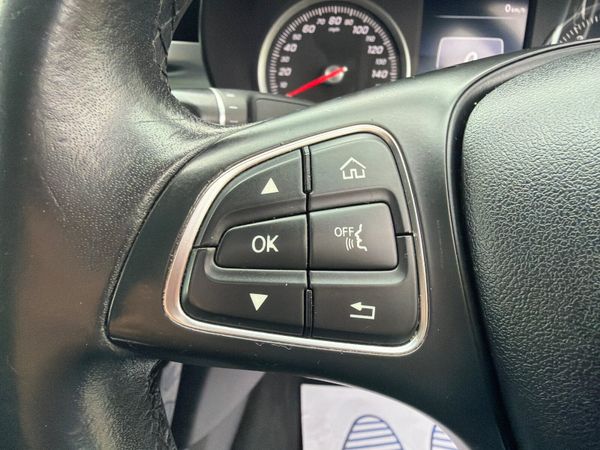 Mercedes-Benz C-Class 2017 369555209