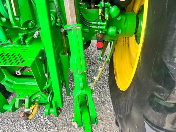 2015 John Deere 6150R Auto Power 369575129