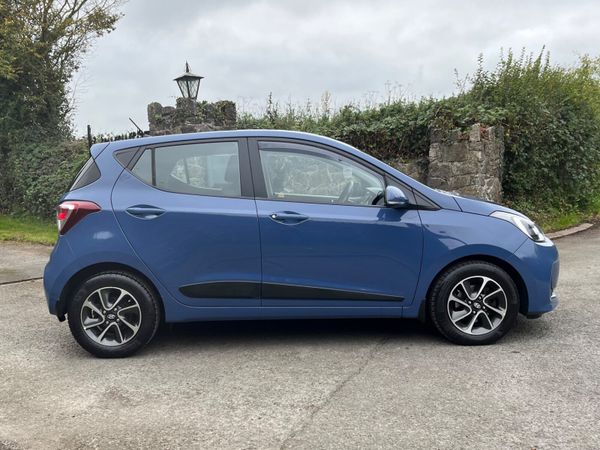 Hyundai i10 1.0 Deluxe 369578095