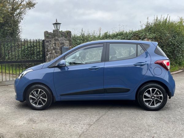 Hyundai i10 1.0 Deluxe 369578097