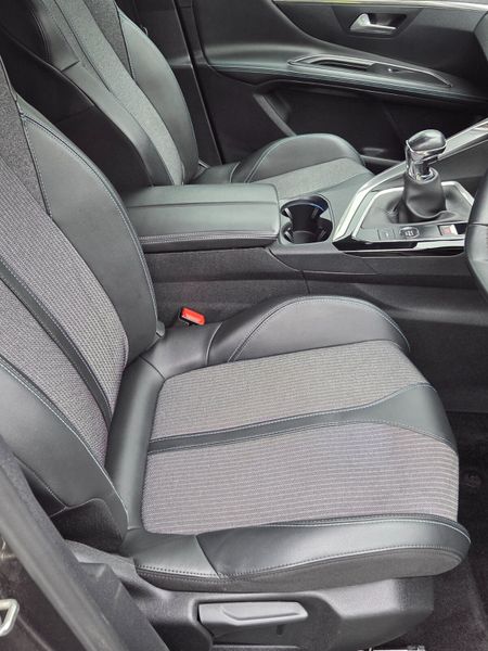 2021 PEUGEOT 3008 1.5HDI ALLURE 369572893