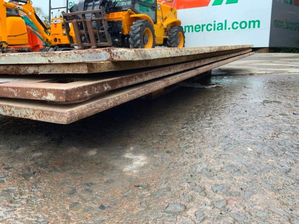 20mm ROAD CROSSING PLATE / TRENCH COVERS...3840. 369573165
