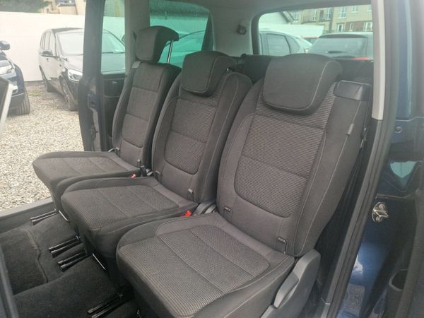 Volkswagen Sharan |Auto| Rear seat entertainment 369589244