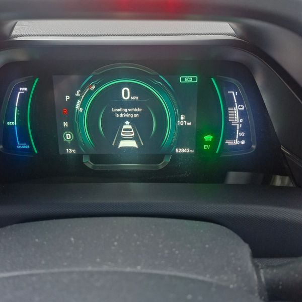 222 HYUNDAI IONIQ PREMIUM 369609904