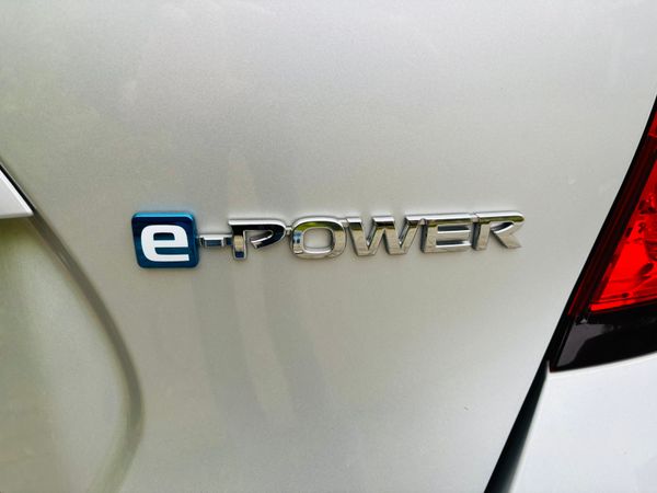 2018/9 182 NISSAN NOTE 1.2 E-POWER X AUTO 369619961