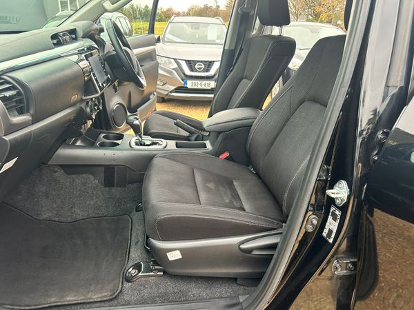 Toyota hilux icon 2.4 **price inc vat** 369627125