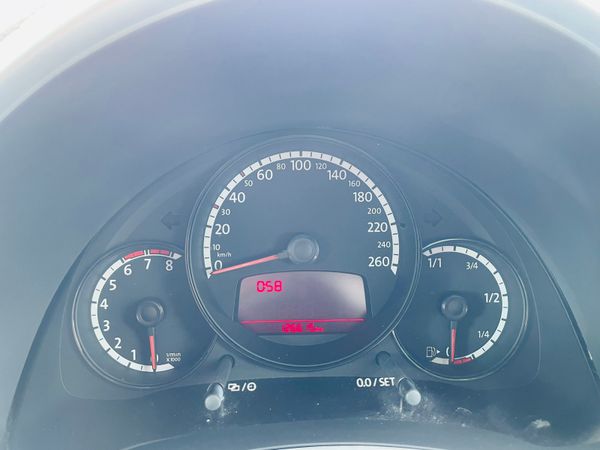 2012/12 VOLKSWAGEN 1.2 DSG AUTOMATIC 369620127