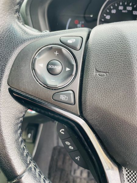 2018 HONDA VEZEL 1.5 HYBIRD AUTOMATIC HIGH SPEC 369620594