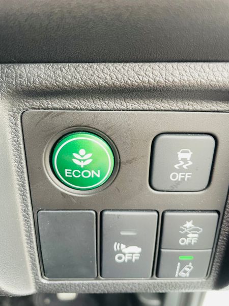 2018 HONDA VEZEL 1.5 HYBIRD AUTOMATIC HIGH SPEC 369620596