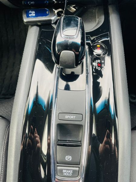 2018 HONDA VEZEL 1.5 HYBIRD AUTOMATIC HIGH SPEC 369620597