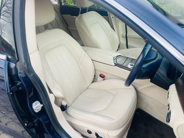 2013 (132) MASERATI QUATTROPORTE 3.0 V6 S 369621094