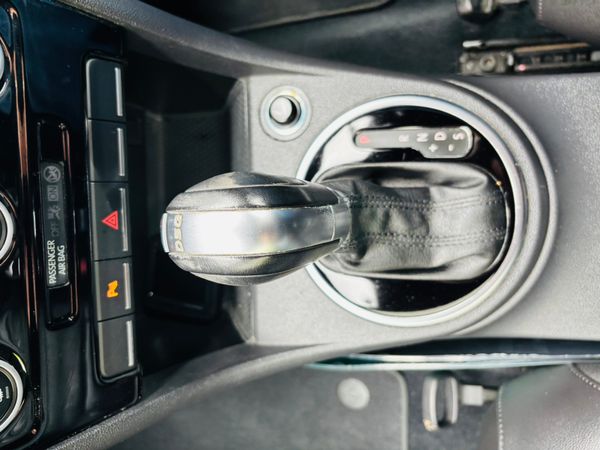 2014 VOLKSWAGEN BEETLE 1.2 DSG SPECIAL EDIITON 369621213