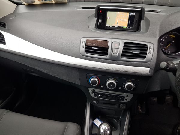 MEGANE TOM TOM... NCT TODAY .. LOW KMS 369634657