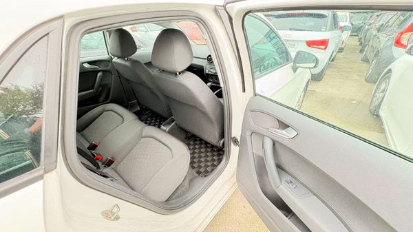 Audi A1 1.0 TFSI Automatic 2015 369630067