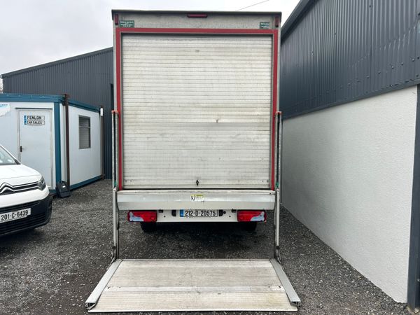 2021 Man TGE box van with tail lift 369646878