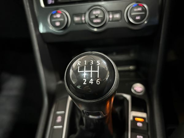 2017 Volkswagen Tiguan Comfortline 2.0 150 Bhp 369649301