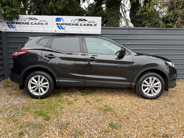 Nissan Qashqai 2015 369654486