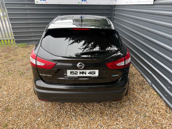 Nissan Qashqai 2015 369654556