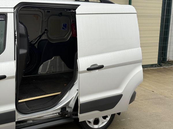 Ford Transit 2015 369652370