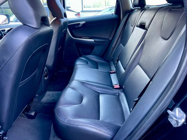 Volvo XC60 2.4 AWD 369666646