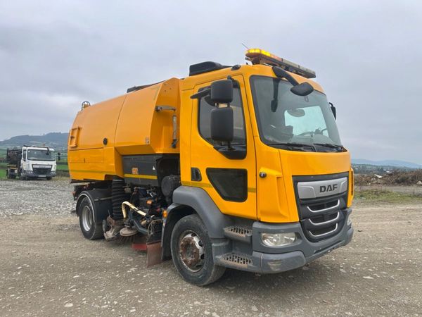 2019 DAF LF...JOHNSTON ROAD SWEEPER...106 KM 369667850