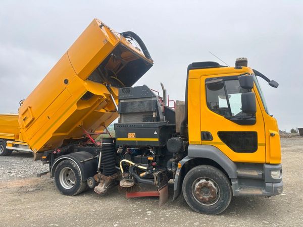 2019 DAF LF...JOHNSTON ROAD SWEEPER...106 KM 369667868