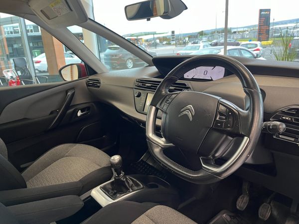 2016 Citroen C4 7 SEATER 369669930