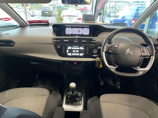 2016 Citroen C4 7 SEATER 369669932