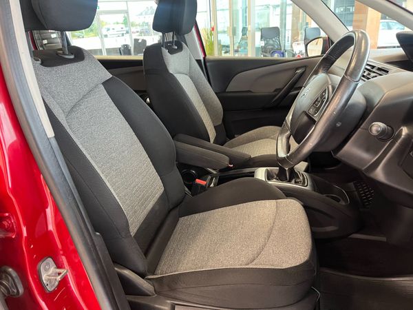 2016 Citroen C4 7 SEATER 369669933