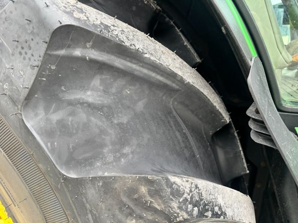 2015 John Deere 6150R Auto Power 369660639