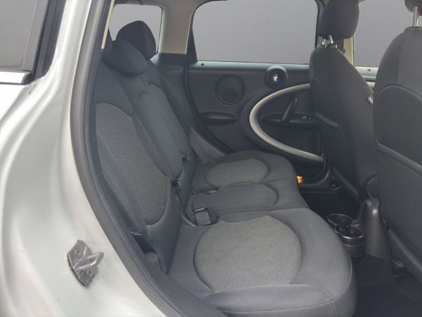 2013 MINI COOPER CROSSOVER (S68) 369673283