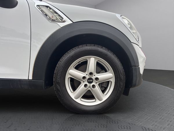 2013 MINI COOPER CROSSOVER (S68) 369673297