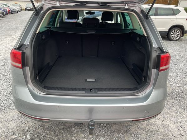 VW PASSAT 1.6 TDI ESTATE ONLY 109,000 KMS SPOTLESS 369697379