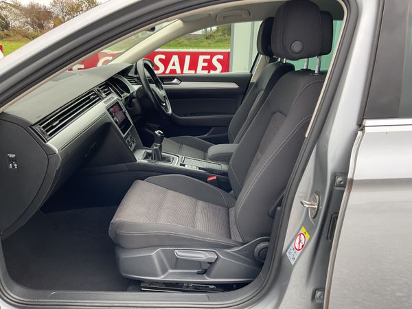 VW PASSAT 1.6 TDI ESTATE ONLY 109,000 KMS SPOTLESS 369697389