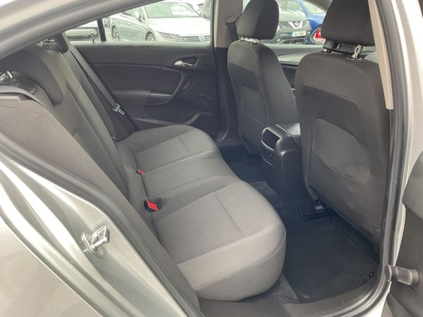 OPEL INSIGNIA 1.6 DIESEL 1 OWNER SPOTLESS 369698259