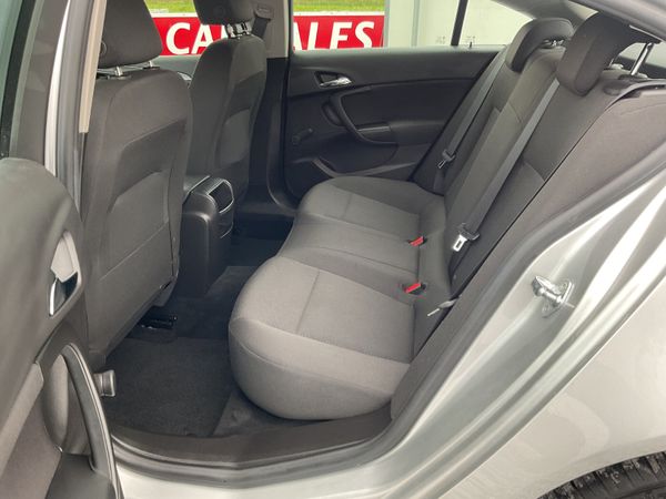 OPEL INSIGNIA 1.6 DIESEL 1 OWNER SPOTLESS 369698260