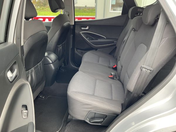 HYUNDAI SANTA-FE 2.2 DIESEL 4WD 7 SEATER SPOTLESS 369698665