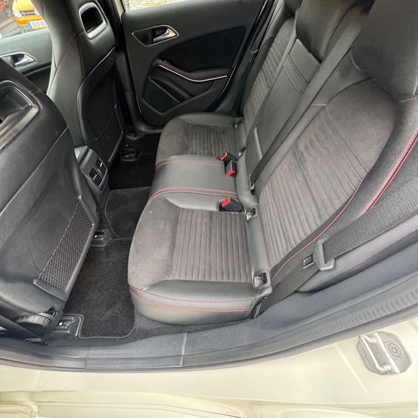 Mercedes-Benz A-Class 2017 Leather Low Milege 369738231