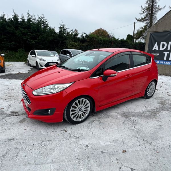 Ford Fiesta 2014 Mint Condition 369739394