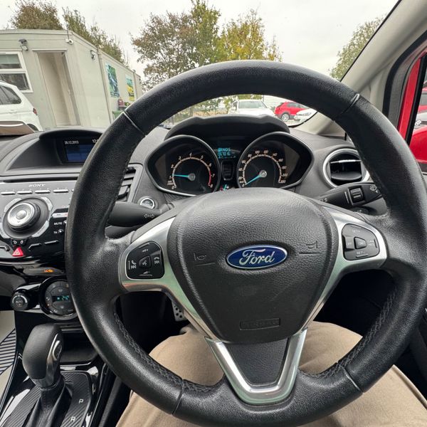 Ford Fiesta 2014 Mint Condition 369739415