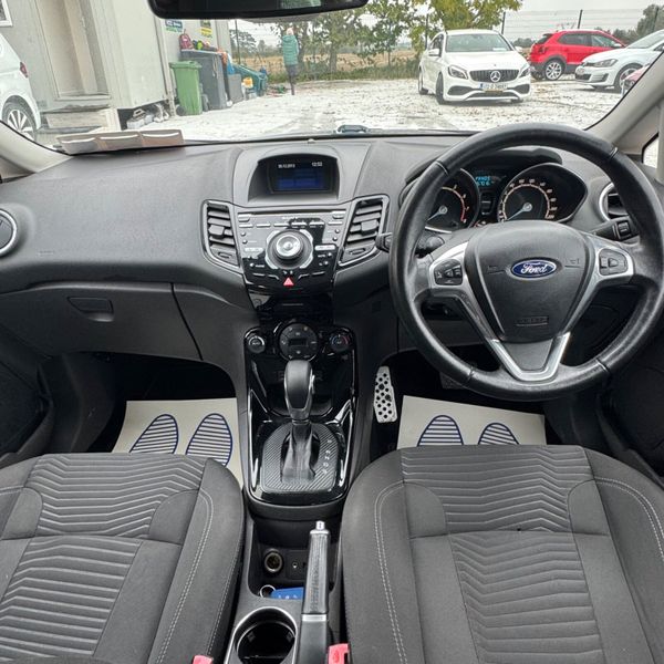 Ford Fiesta 2014 Mint Condition 369739416