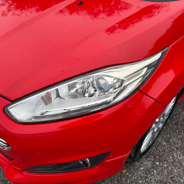 Ford Fiesta 2014 Mint Condition 369739422