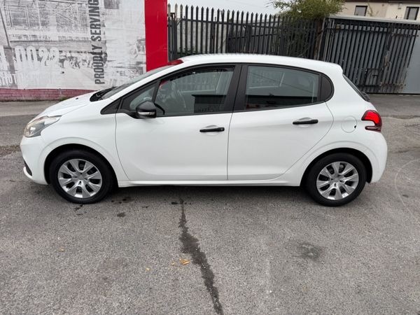 Peugeot 208 1.2 Petrol NCT 369733254