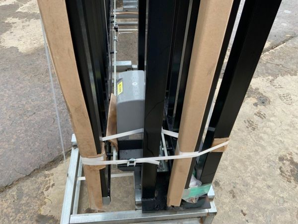 TWIN SIDE CANTILEVER SLIDING GATE........3974. 369745205