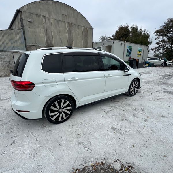 Volkswagen Touran 2016 R-LINE 7 Seater 369741505