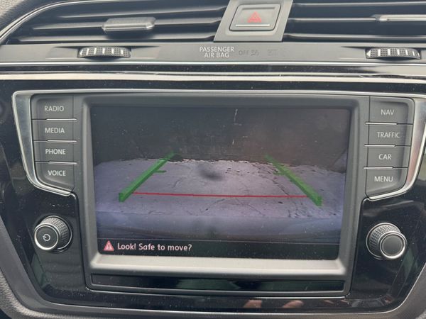 Volkswagen Touran 2016 R-LINE 7 Seater 369741565