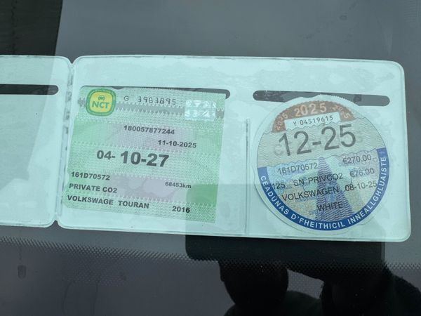 Volkswagen Touran 2016 R-LINE 7 Seater 369741569