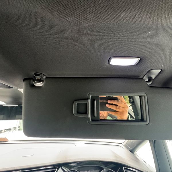 Volkswagen Touran 2016 R-LINE 7 Seater 369741570